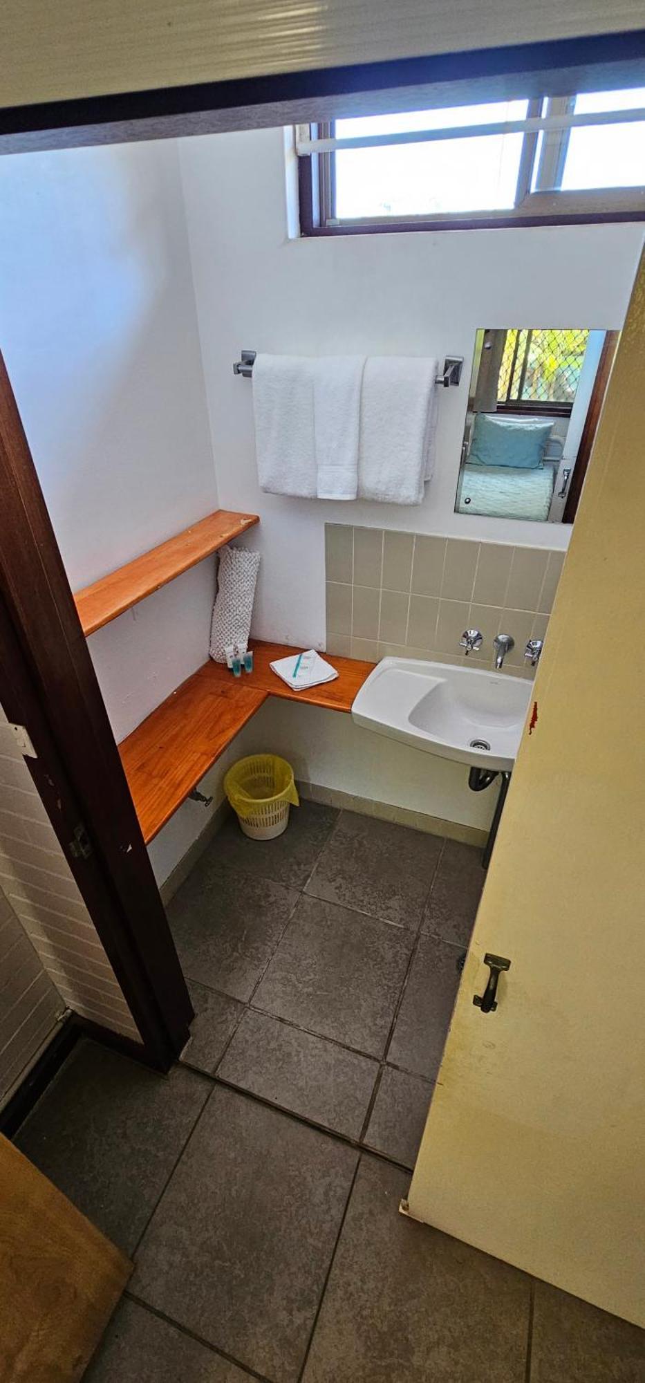 A Railway Lodge Тари Экстерьер фото