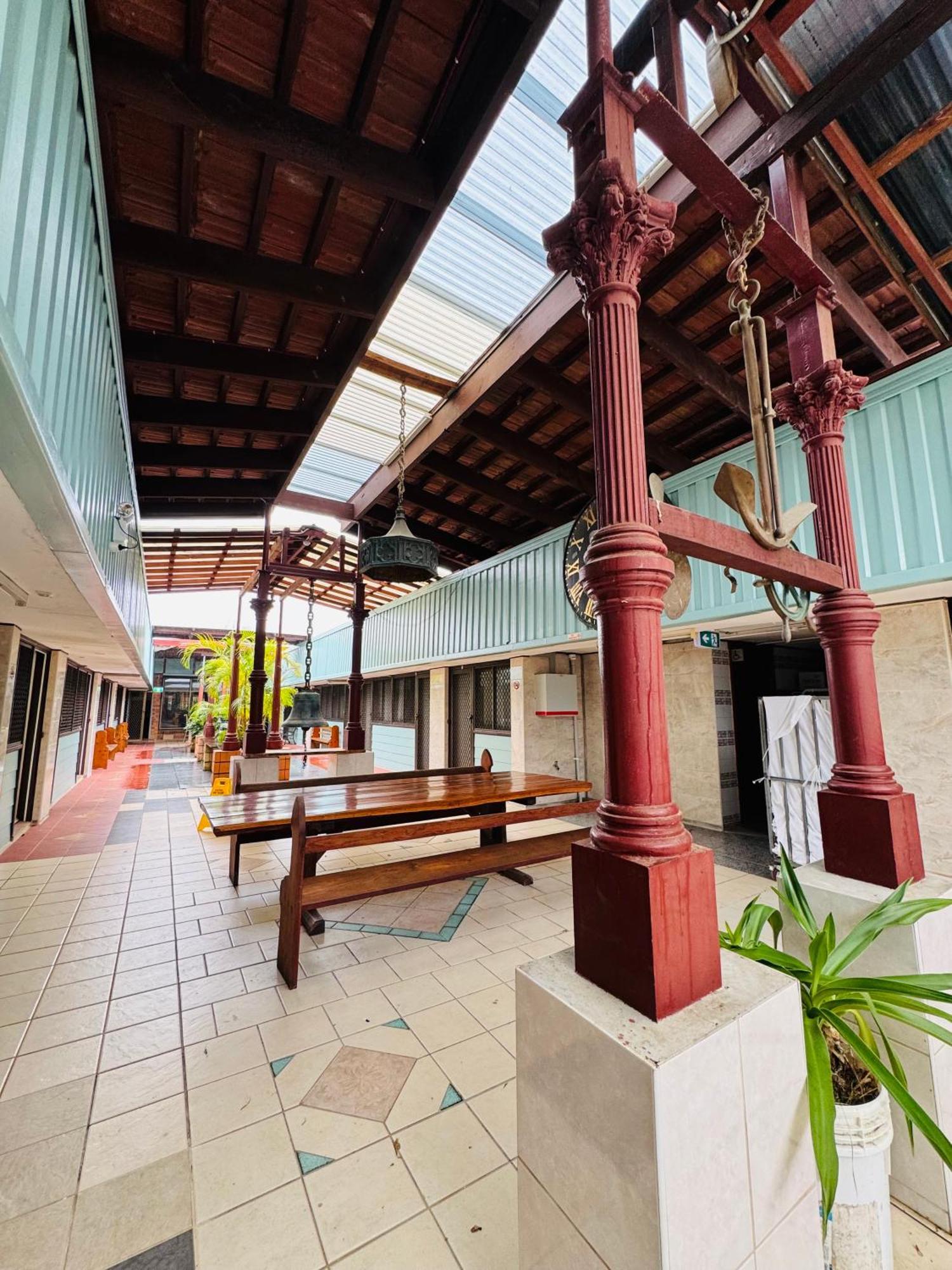 A Railway Lodge Тари Экстерьер фото