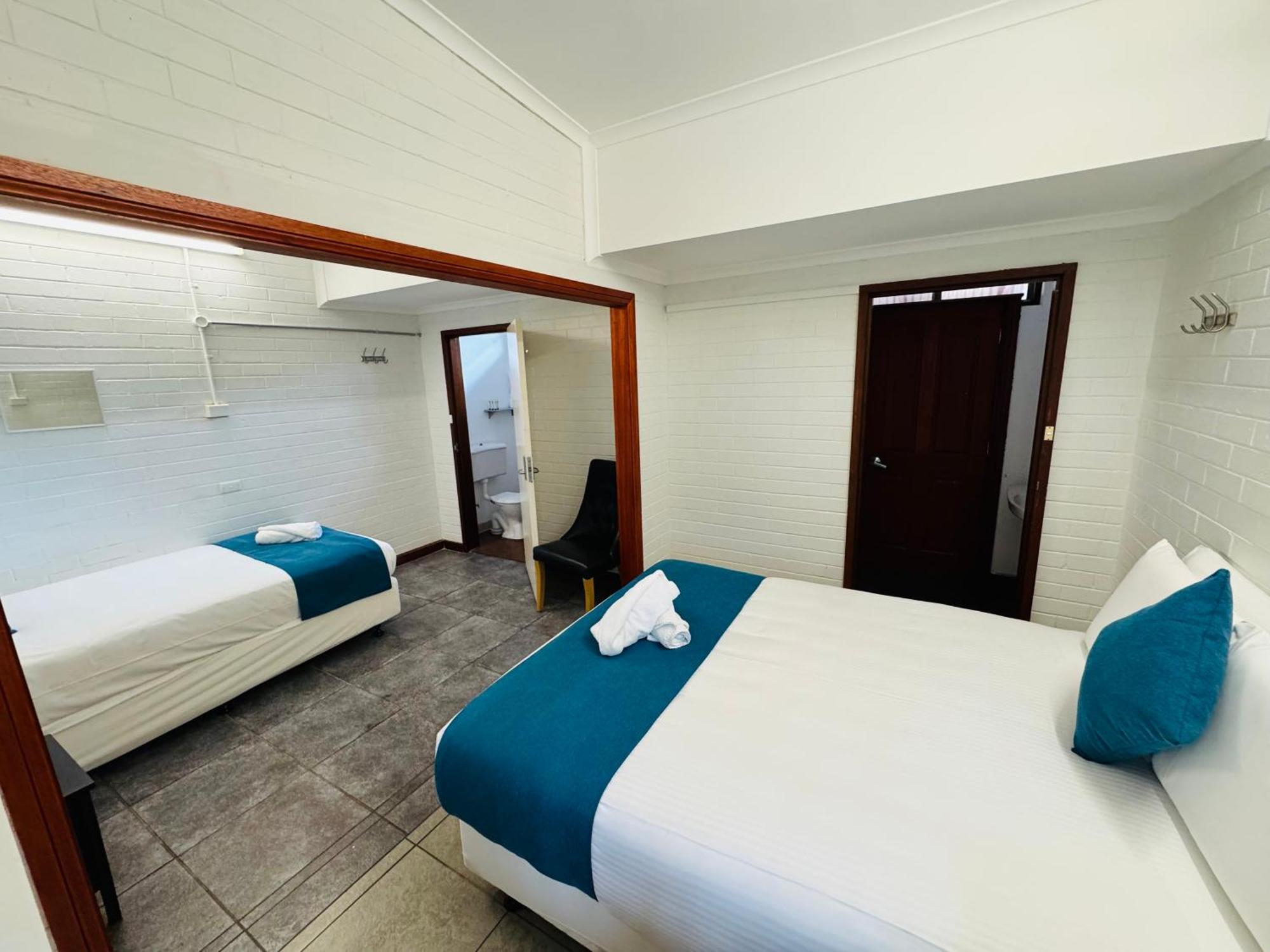 A Railway Lodge Тари Номер фото